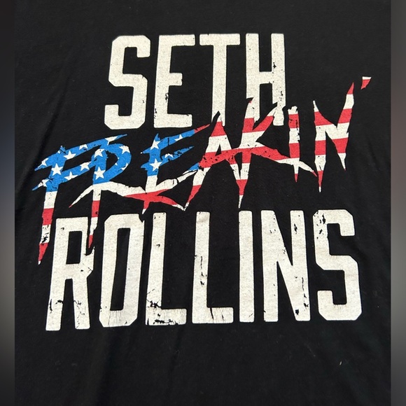 Seth Rollins WWE Tshirt - Picture 3 of 4